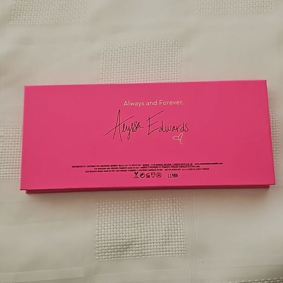 HP Alyssa Edwards Anastasia Beverly Hills 14 Shades Eyeshadow Palette Purple - Picture 4 of 16